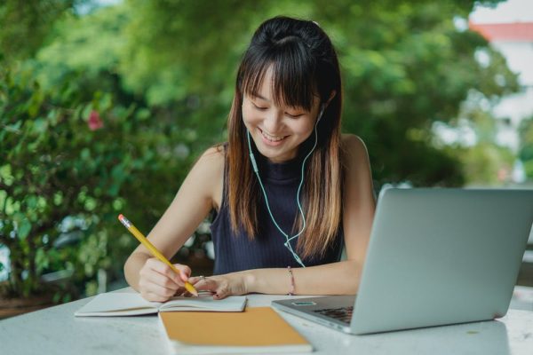 7 Helpful Tips To Improve Your Essay Writing Skills