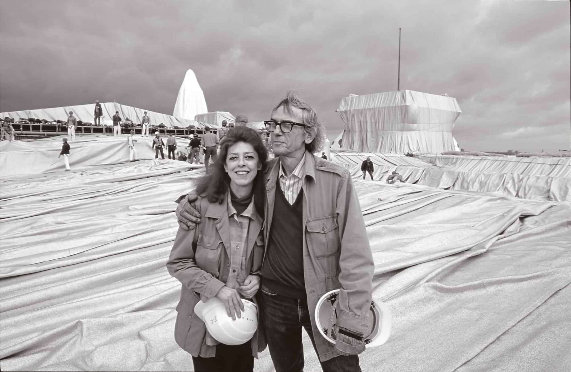 Christo and jean Claude, monumental art, installation, wrapped building